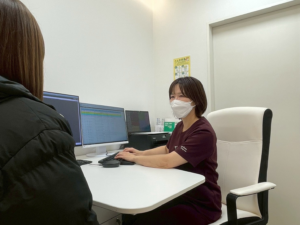 胃カメラ後に胃が痛い原因は？症状チェックと確実な治療法